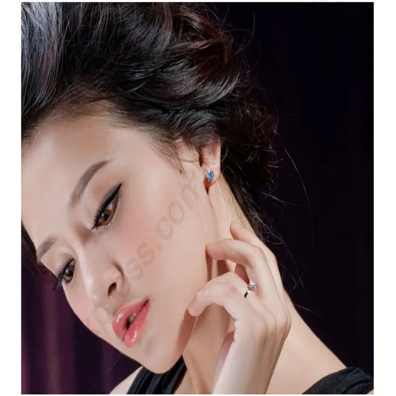 Anel de Prata 925 com Diamante Solitário - Imagem 3