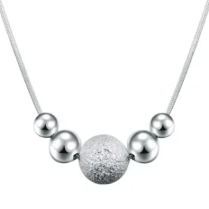 Colar em Prata com Esferas