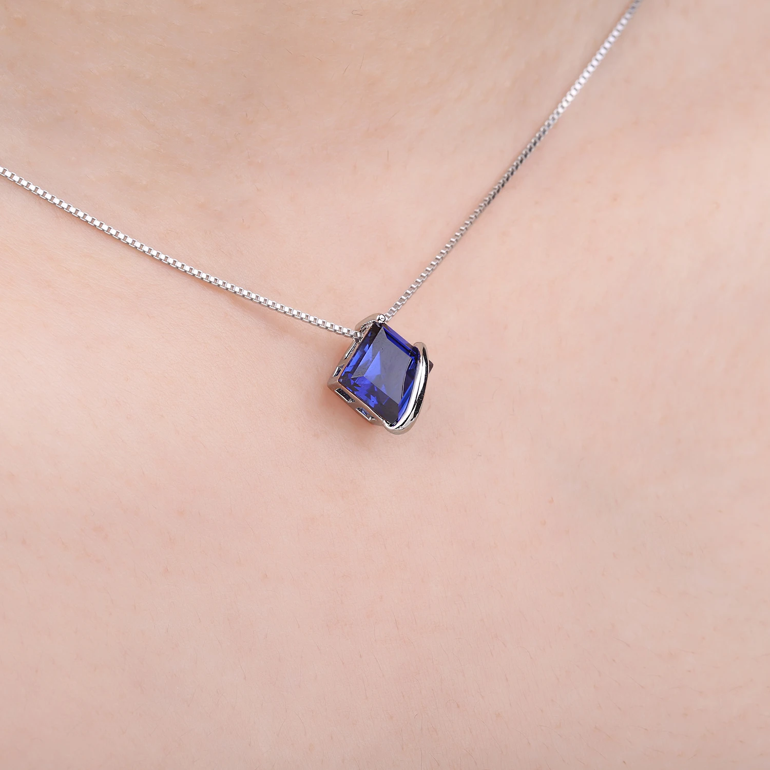 Colar de Prata com Pingente Azul - Imagem 4