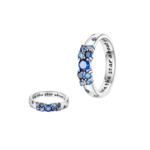 Anel de Prata com Brilhantes Azuis