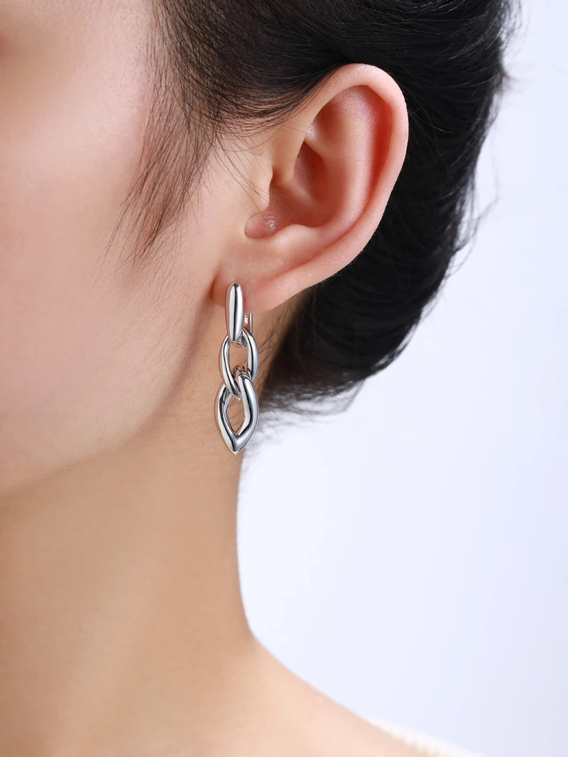 Brincos de Prata Longos Corrente Vintage - Imagem 2