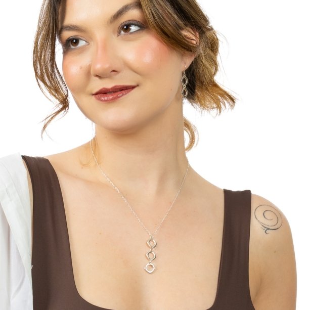 Colar de prata 925 geométrico